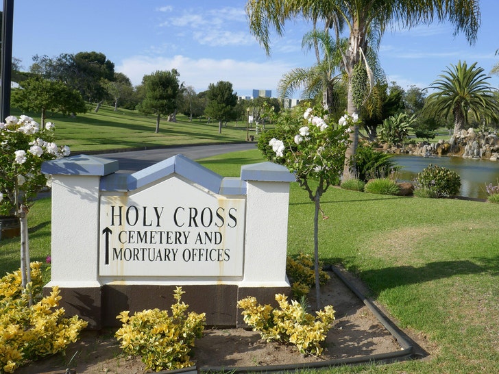 holy cross cemetary Alamy