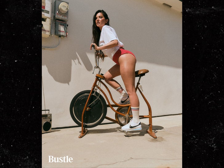 0911-Olivia-Munn-Bustle-SUB-2
