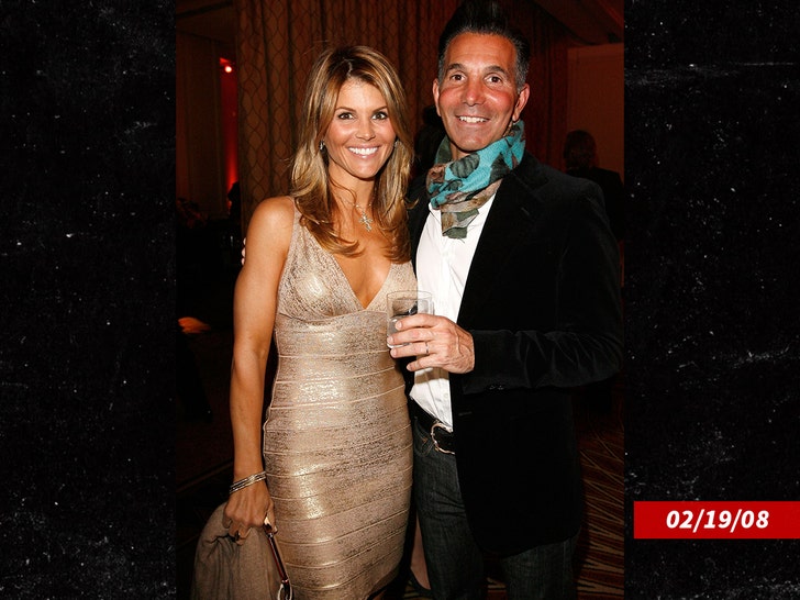 Lori-Loughlin-Mossimo-Giannulli-getty-2