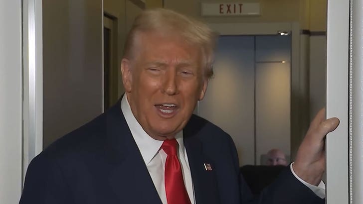 103025_donald_trump_turbulence_kal