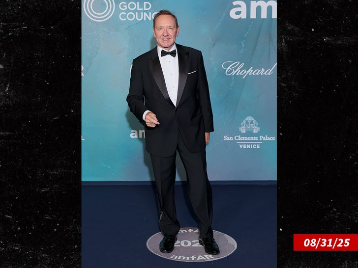 kevin spacey sub getty swipe 1