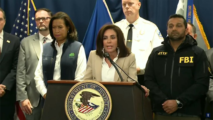 dc-shooting-presser-kal-11-27-2025