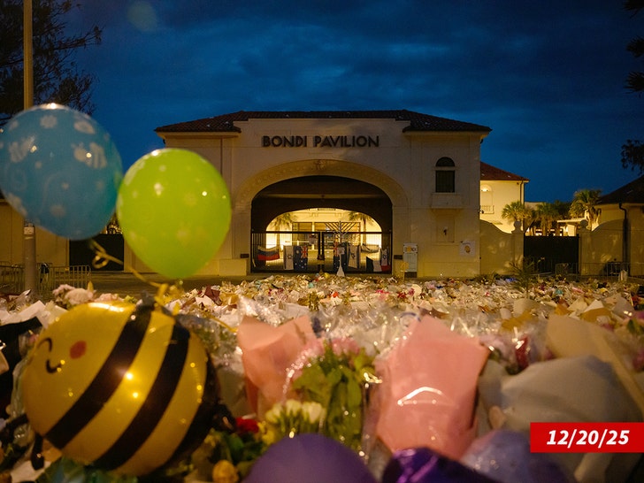bondi beach sub getty swipe 1