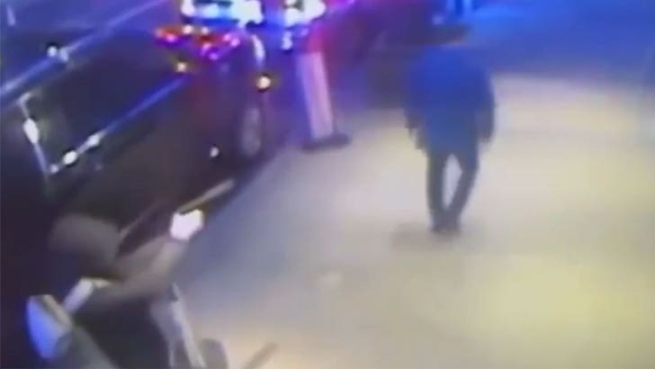 Luigi Mangione Prosecutors Show CEO Shooting Video in Court