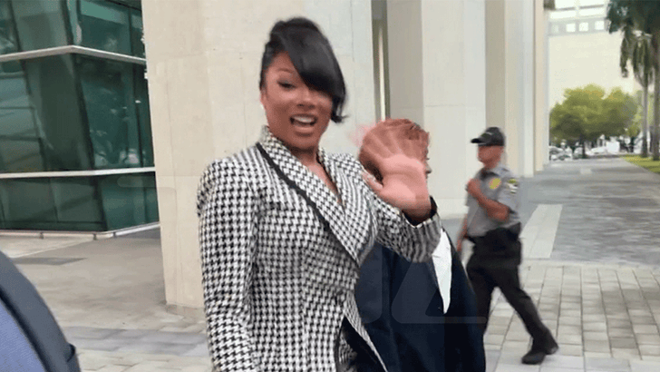 111725_megan_pete_kal